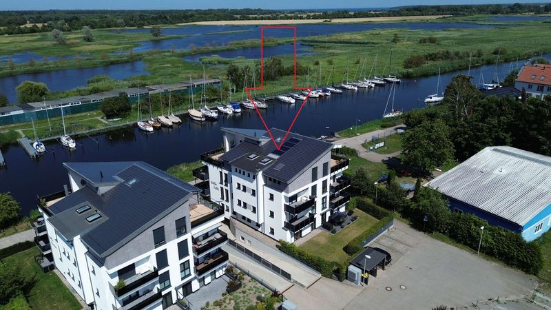 1. Reihe mit Wasserblick - 4-Zimmer-Eigentumswohnung mit 2 Balkonen und Tiefgaragenstellplatz